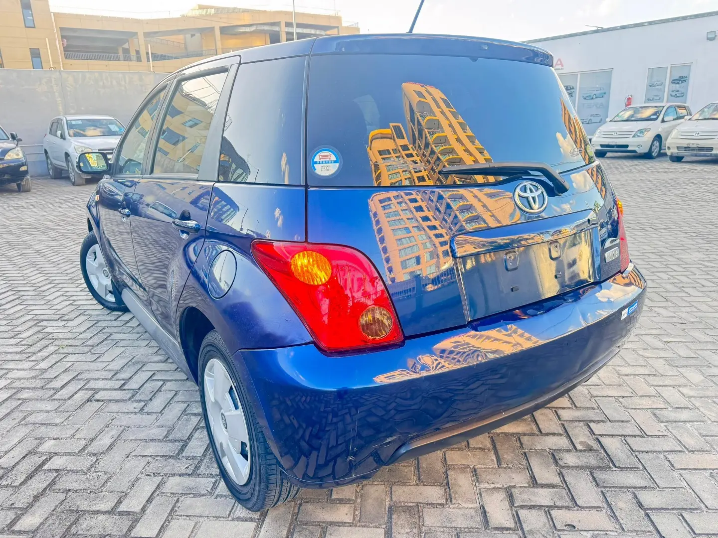 Toyota Ist 2005 thumbnail 6