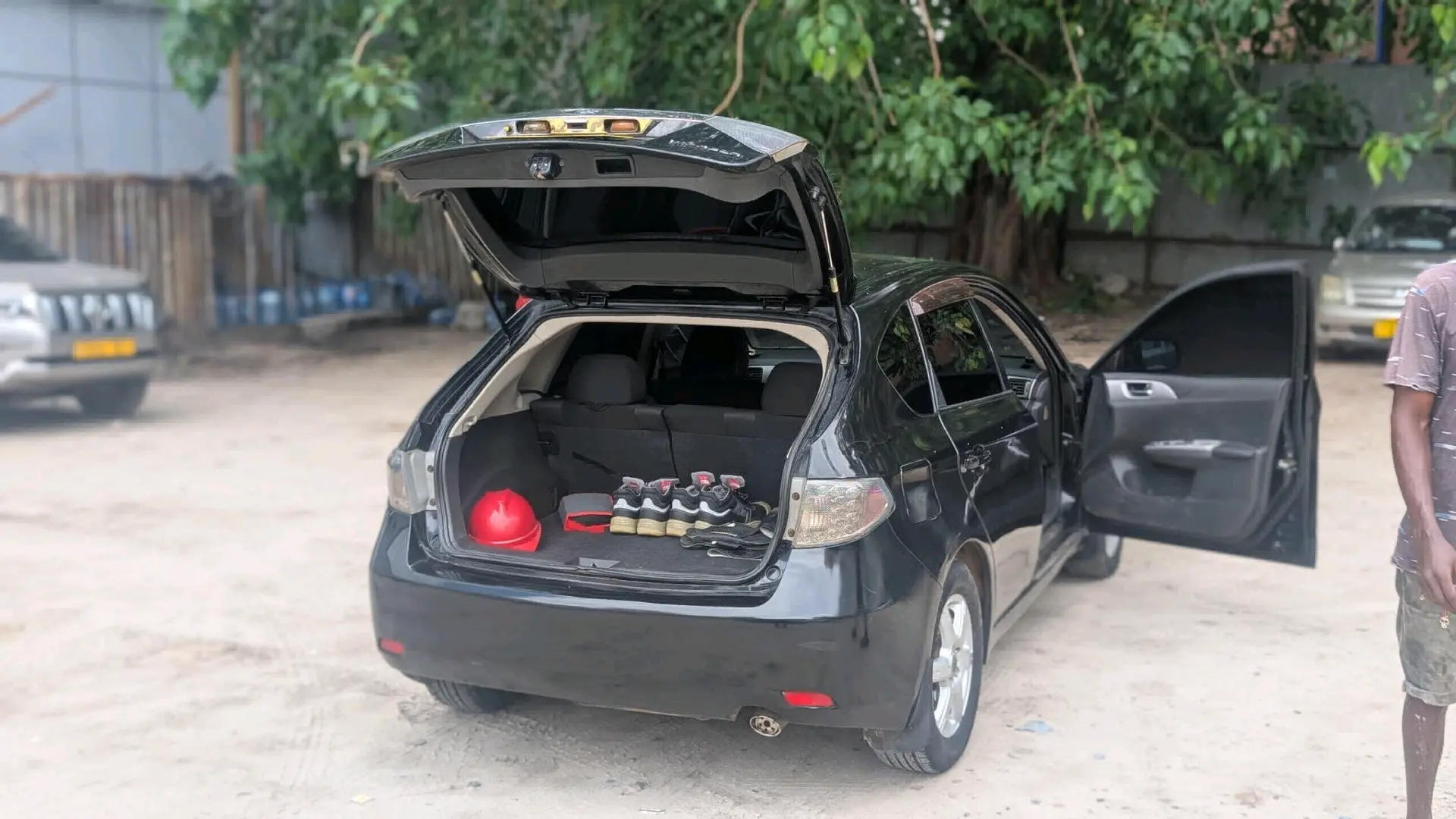 Used Black Subaru Impreza Sedan 2005/06 thumbnail 4