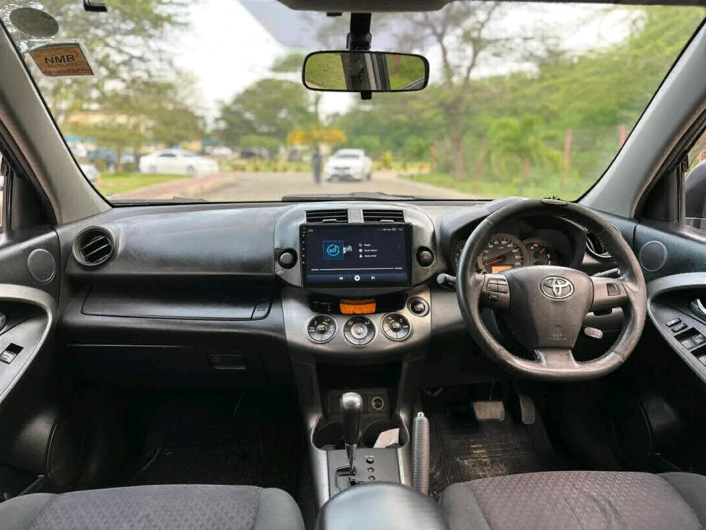 Toyota Vanguard 7 Seater SUV 2010 Black thumbnail 2