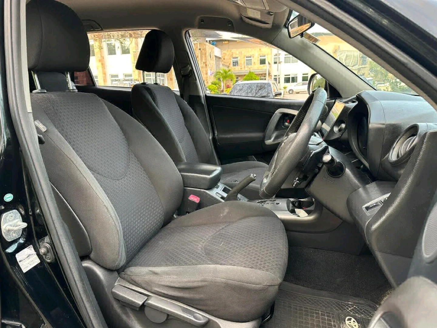 Toyota Vanguard 7 Seater SUV 2010 Black thumbnail 3