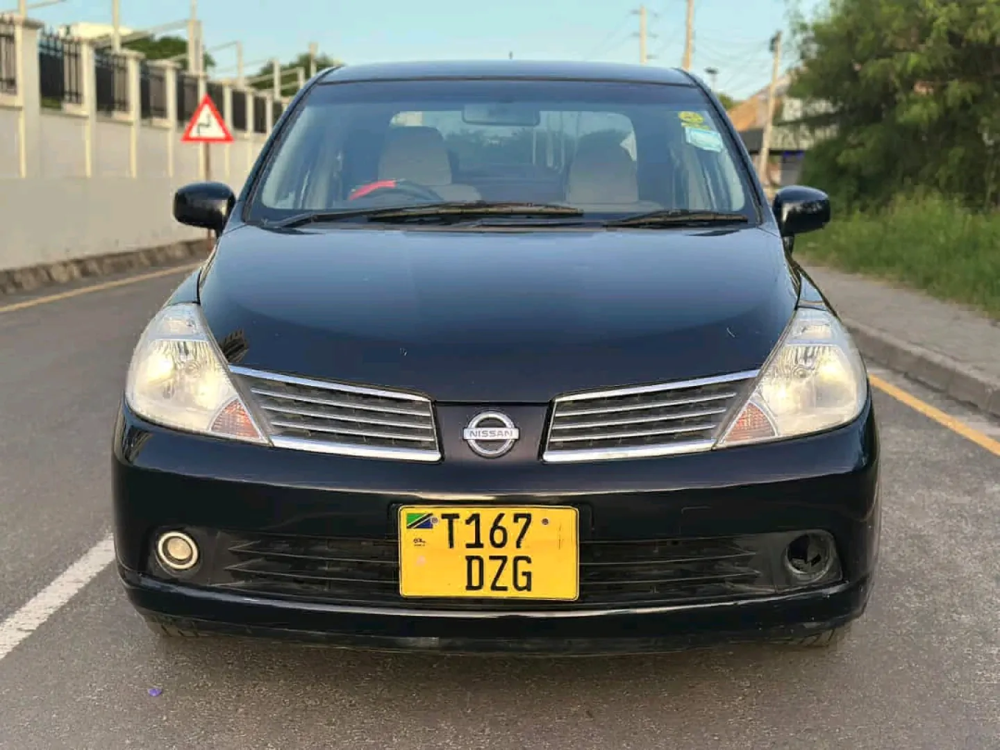 Nissan Tiida Black Car For Sale