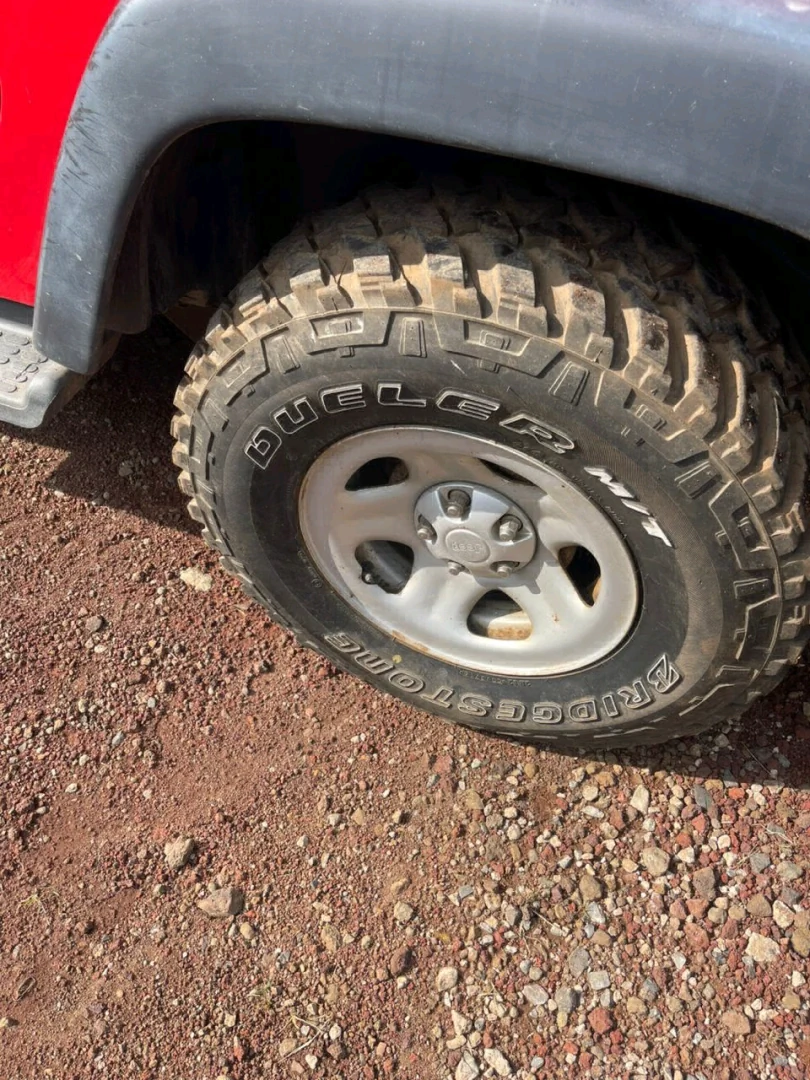 2004 Red Jeep Wrangler Manual for Sale thumbnail 7