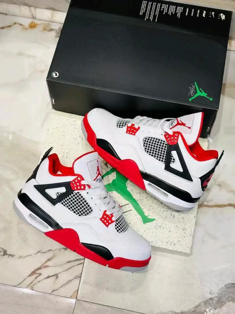 Travis Scott Air Jordan 4 Sneakers thumbnail 5