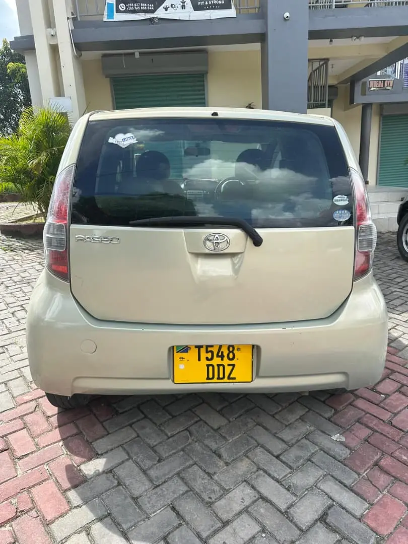 Toyota Passo (Piston 4) thumbnail 4