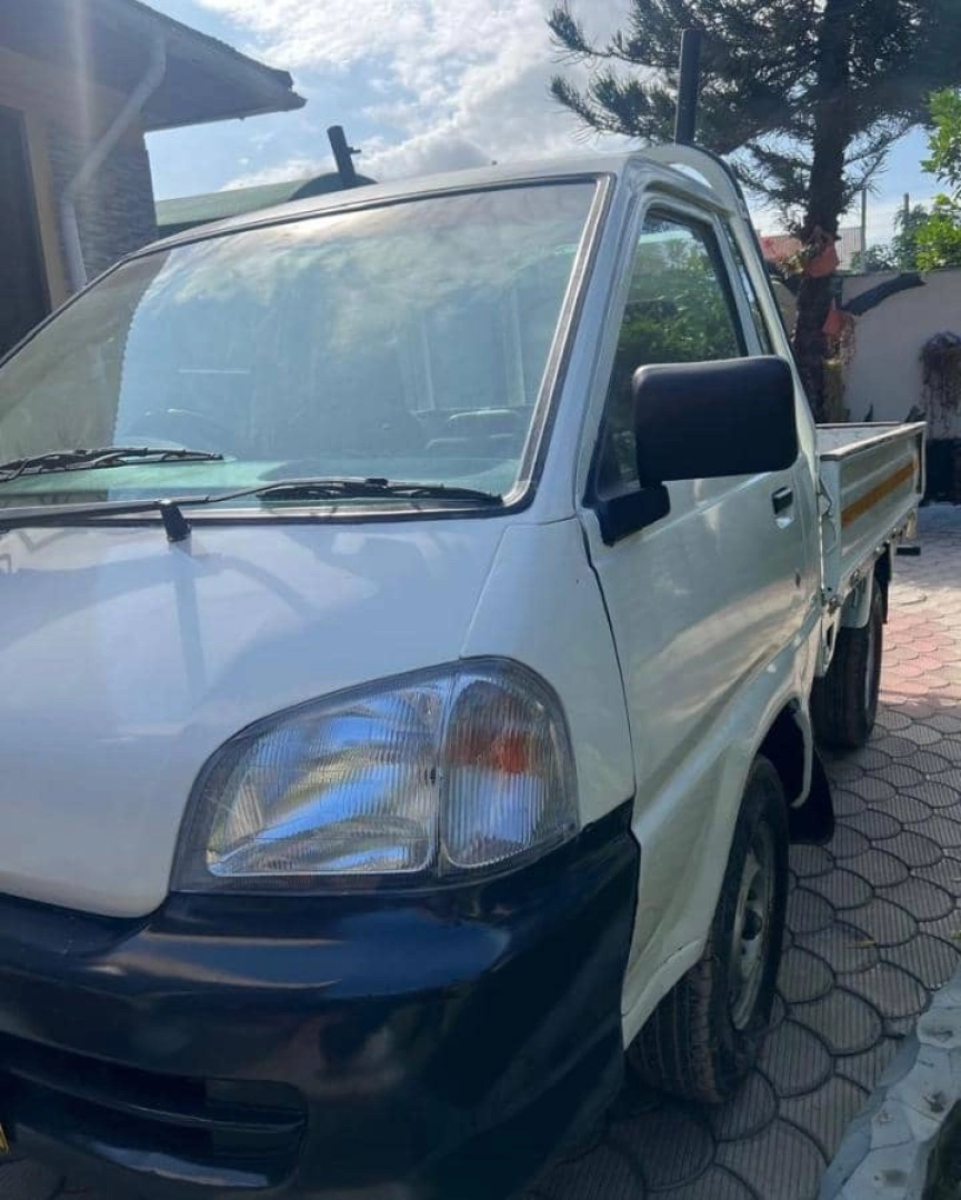 Used Toyota TownAce Pickup Truck 7K Engine thumbnail 4