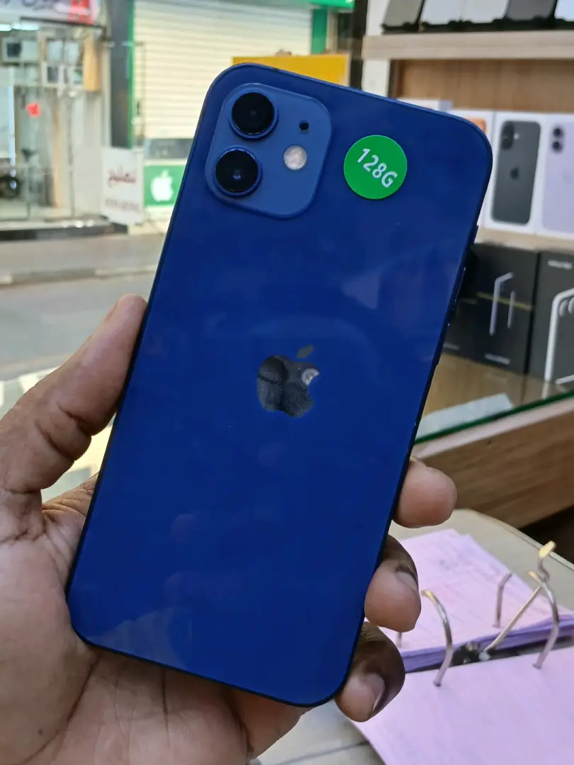 IPhone 12 128GB (Dubai) thumbnail 3
