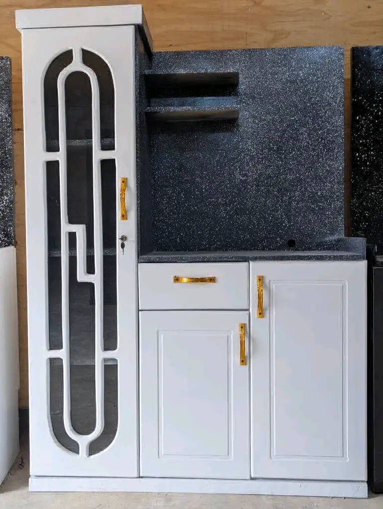 Kitchen Cabinet (3 Doors) with Plate Rack thumbnail 2