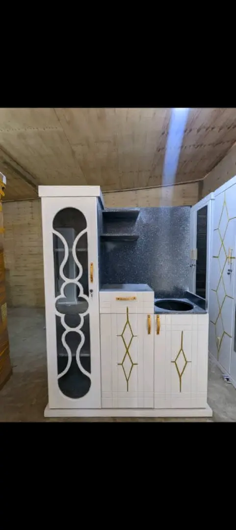 Kitchen Cabinet (3 Doors) with Plate Rack thumbnail 3