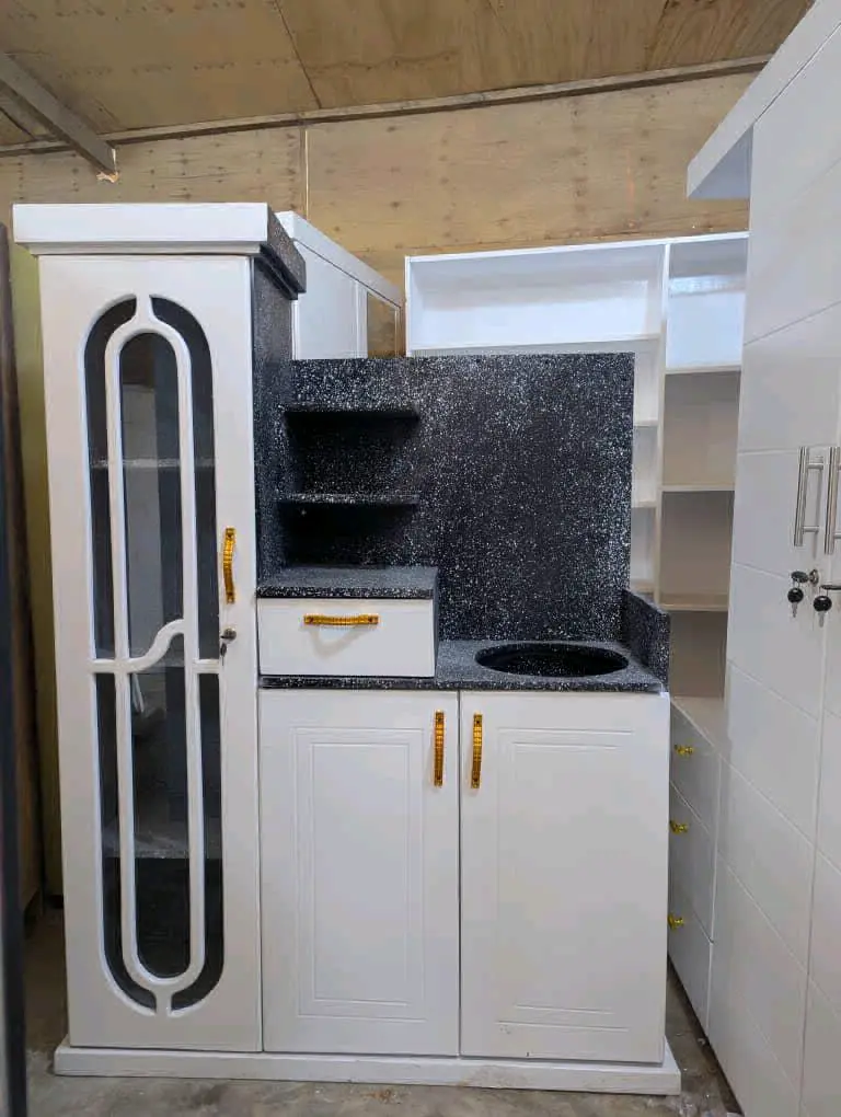 Kitchen Cabinet (3 Doors) with Plate Rack thumbnail 5