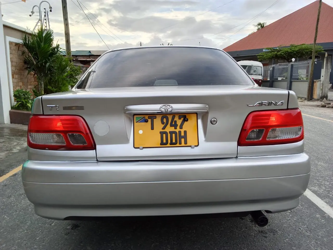 Toyota Carina TI (DDH)