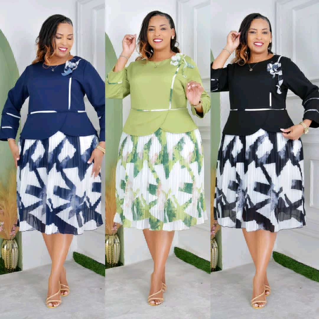 Women's Formal and Semi-Formal Dresses thumbnail 2
