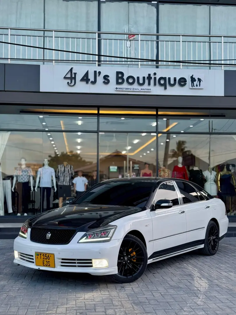 Toyota Crown Athlete 2005 thumbnail 4