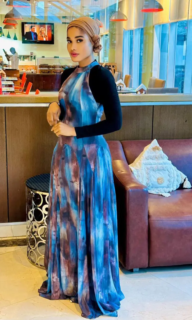 New Long Patterned Dress with Black Sleeves thumbnail 2
