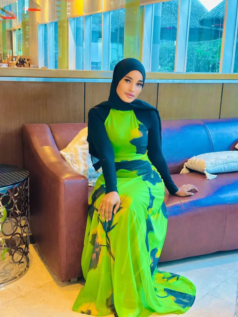 New Long Patterned Dress with Black Sleeves thumbnail 3