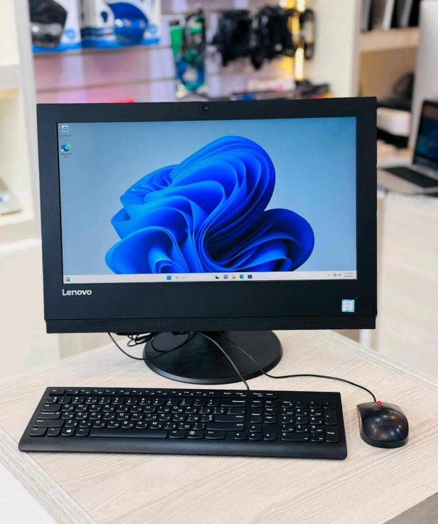 Lenovo V310z All-in-One PC Core i3 7th Gen