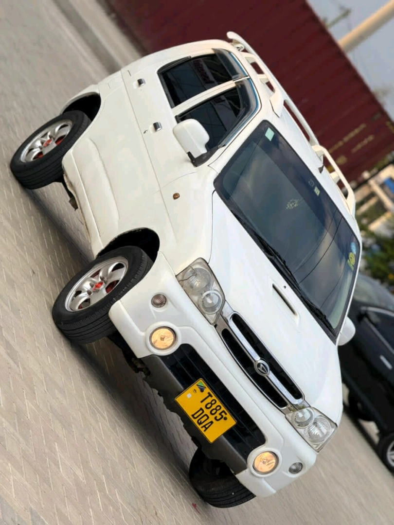 Used Daihatsu Terios Kid SUV (990cc) thumbnail 5