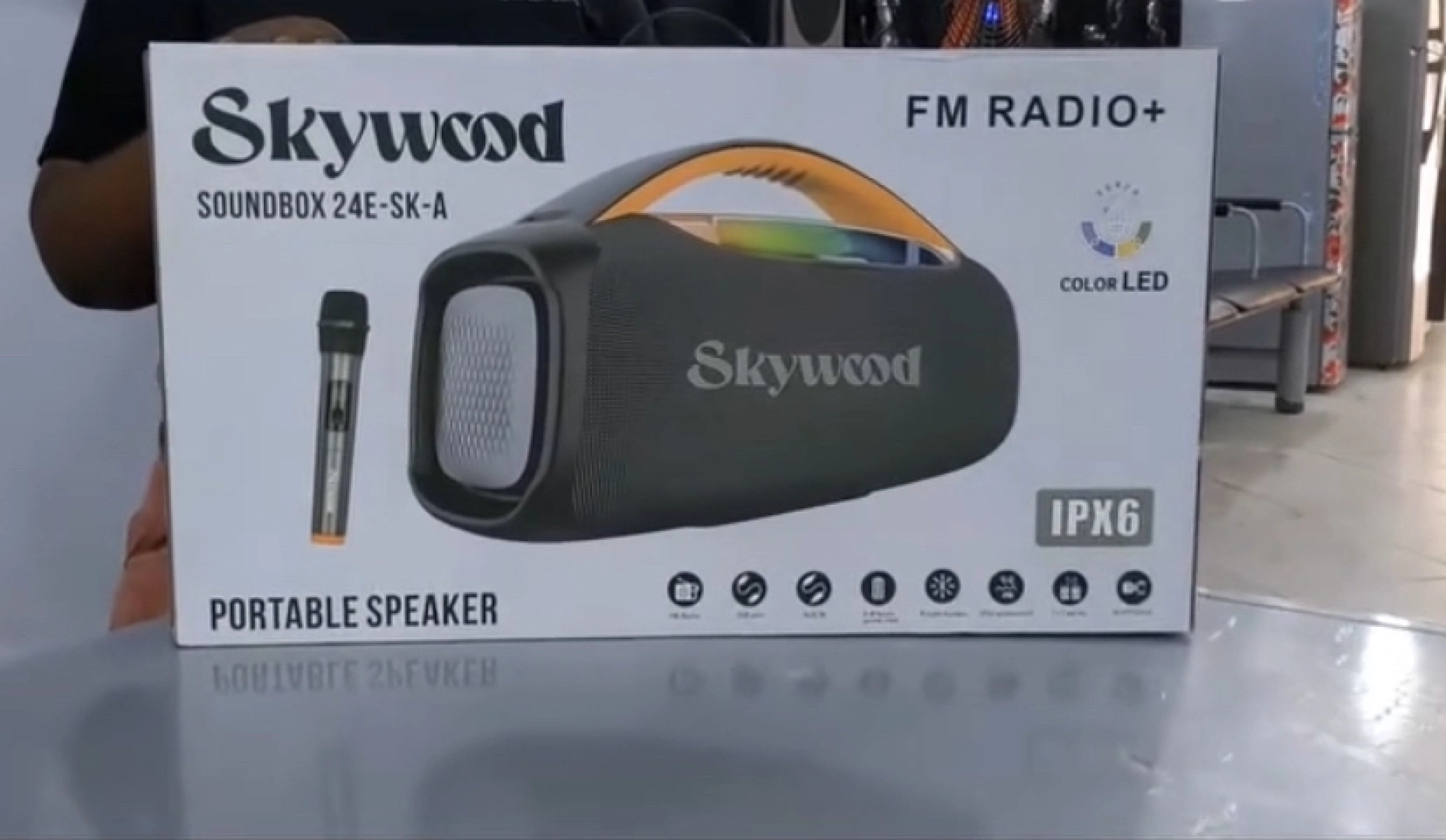 Skywood Boombox Portable Speaker Soundbox 24E