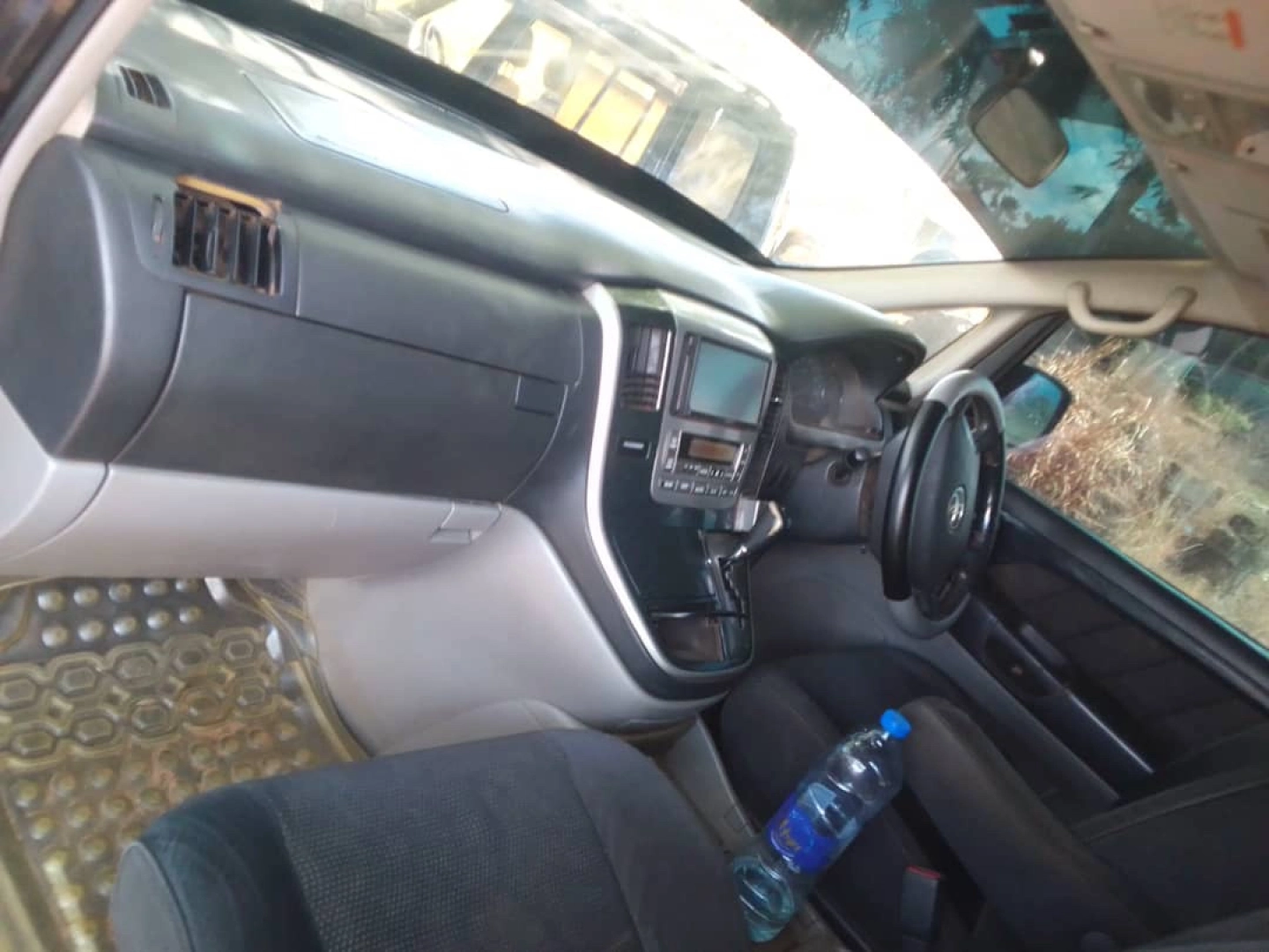 Toyota Alphard 1MZ Automatic Black thumbnail 9