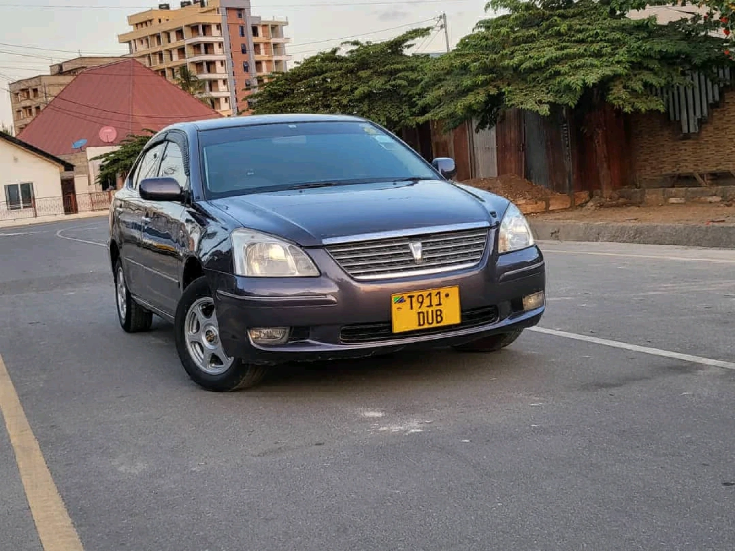 Toyota Premio X Sedan 2004 (Grey) thumbnail 2