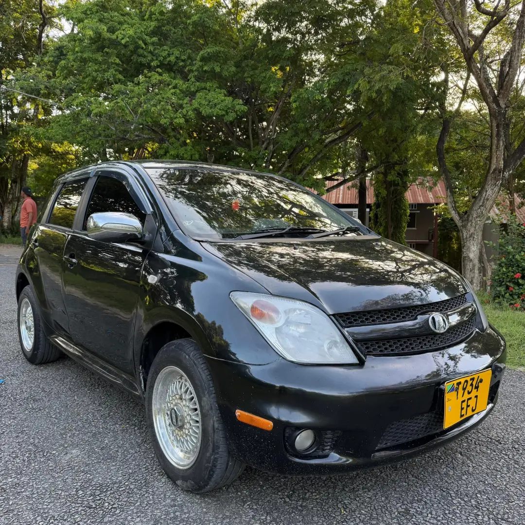 Toyota Ist 2006