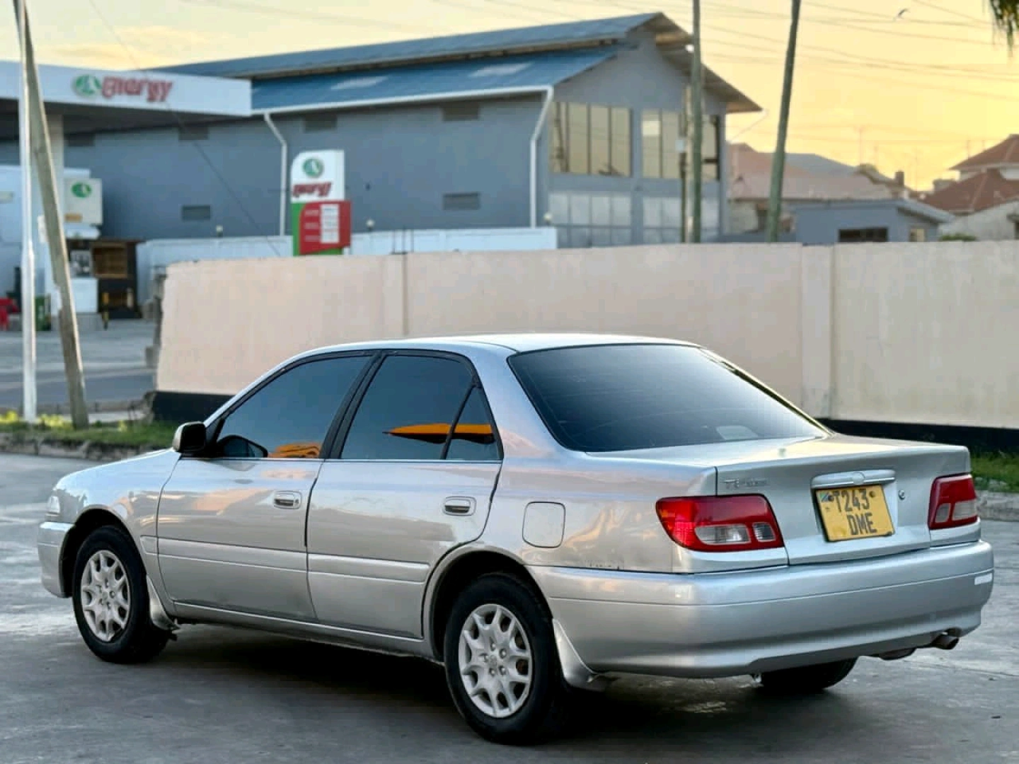 Toyota Carina TI Sedan 5A Engine thumbnail 5