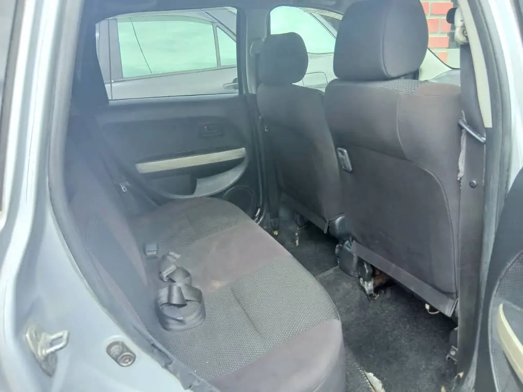 Toyota Ist DSY thumbnail 6