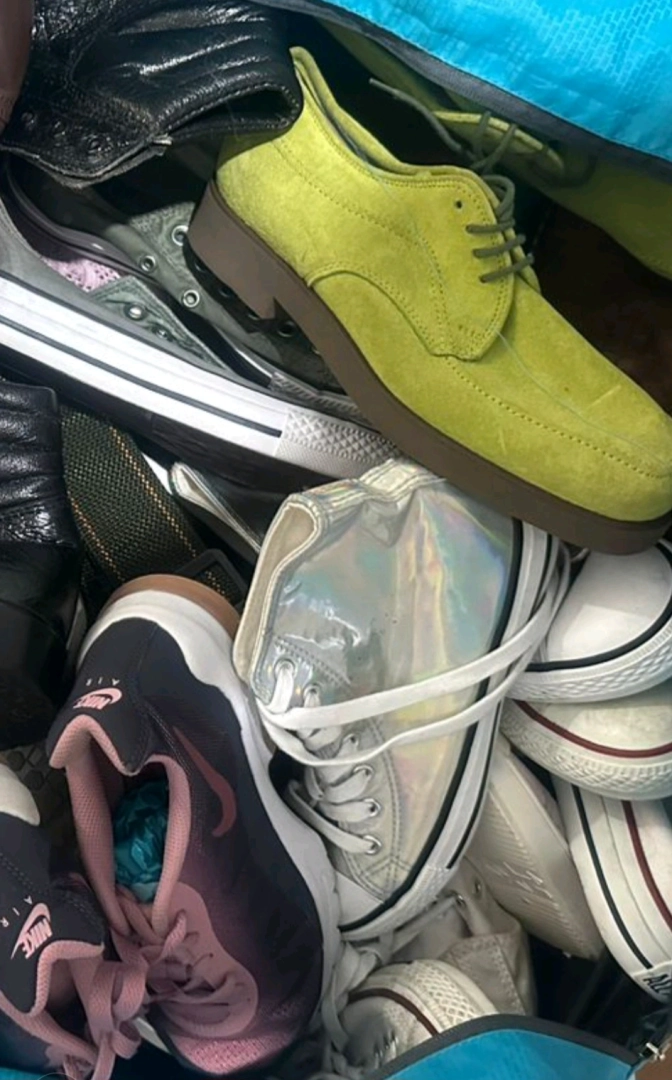 Job Lot Assorted Shoes Men's & Girls' from UK