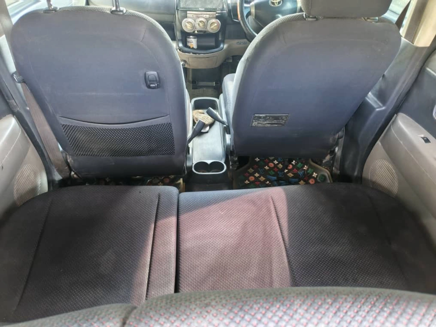 Toyota Passo 2005 Maroon