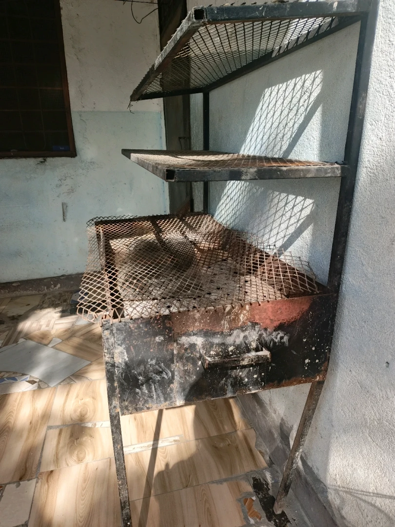 Used Jiko na Kabati la Chipsi Combo