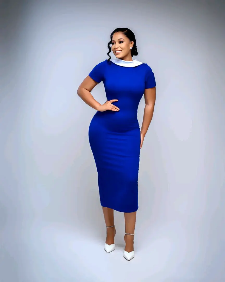 Royal Blue Fitted Dress with White Collar thumbnail 7