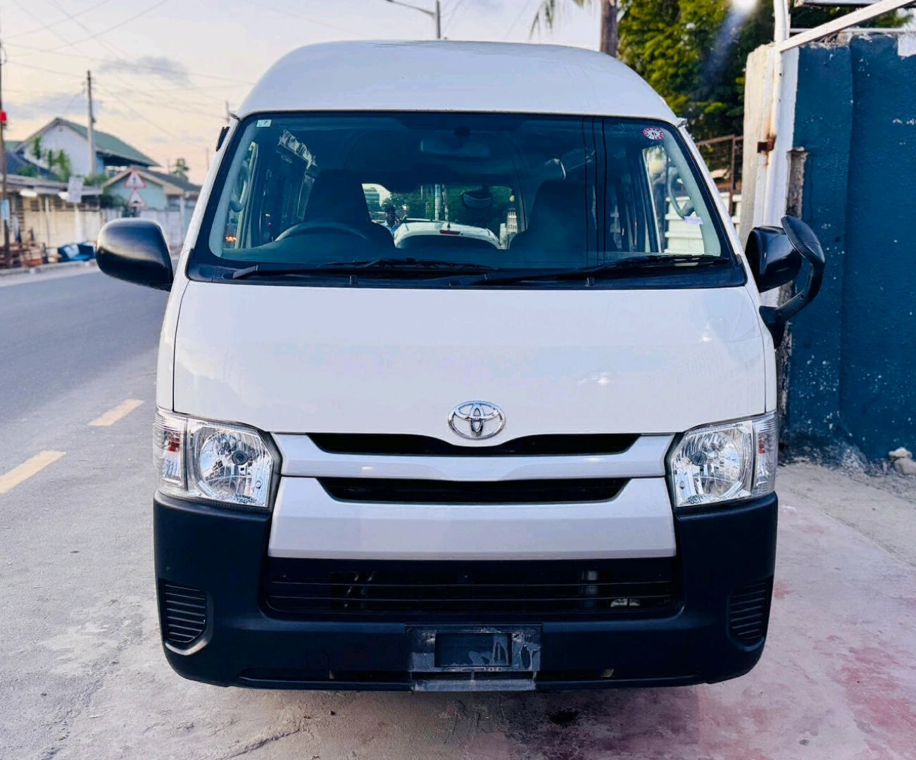 Toyota Hiace 2017 Automatic Van Low Mileage