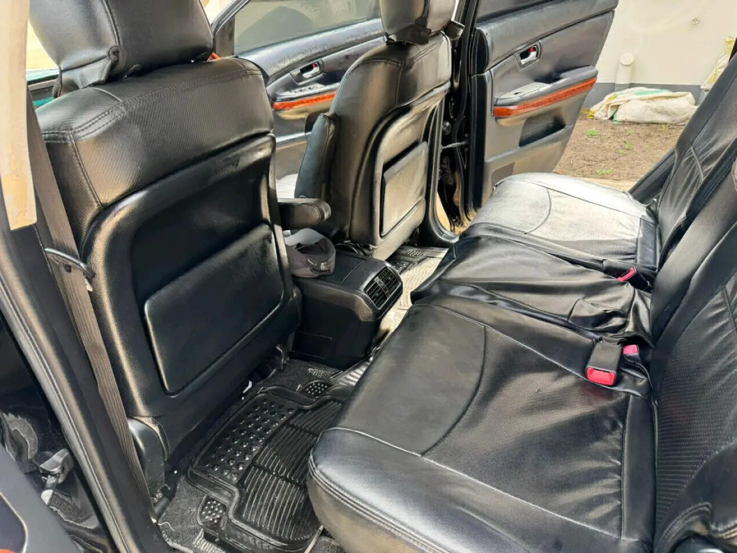 Used Black Toyota Harrier 2005 Full Options thumbnail 6