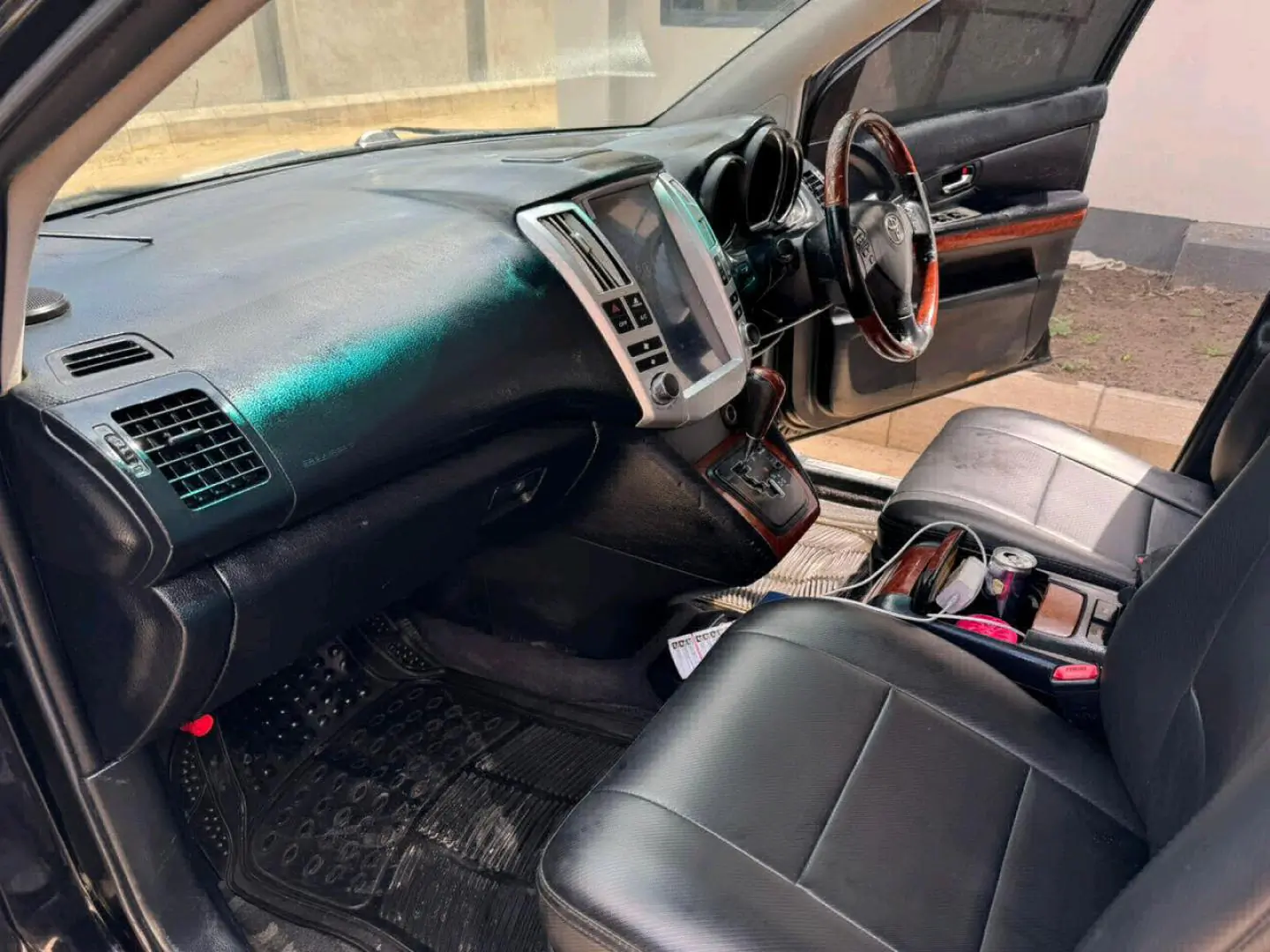 Used Black Toyota Harrier 2005 Full Options thumbnail 8
