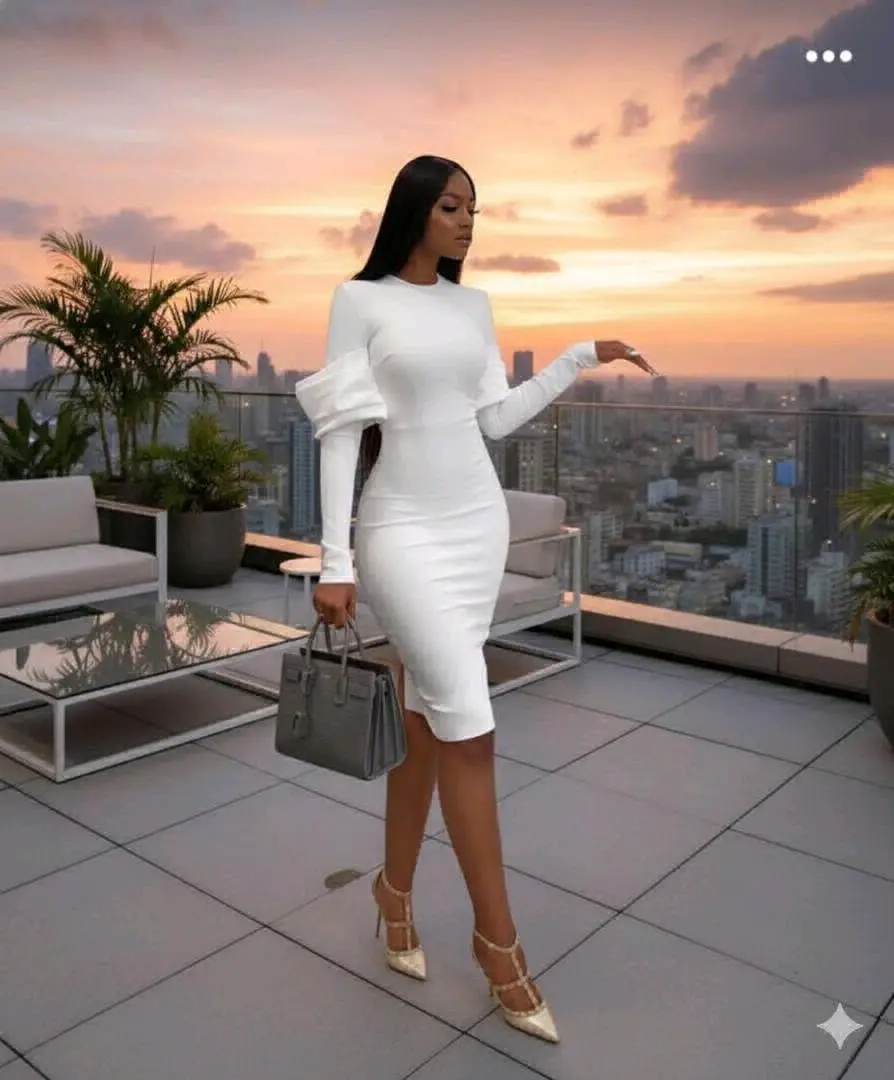 Red Fitted Long-Sleeved Dress thumbnail 2
