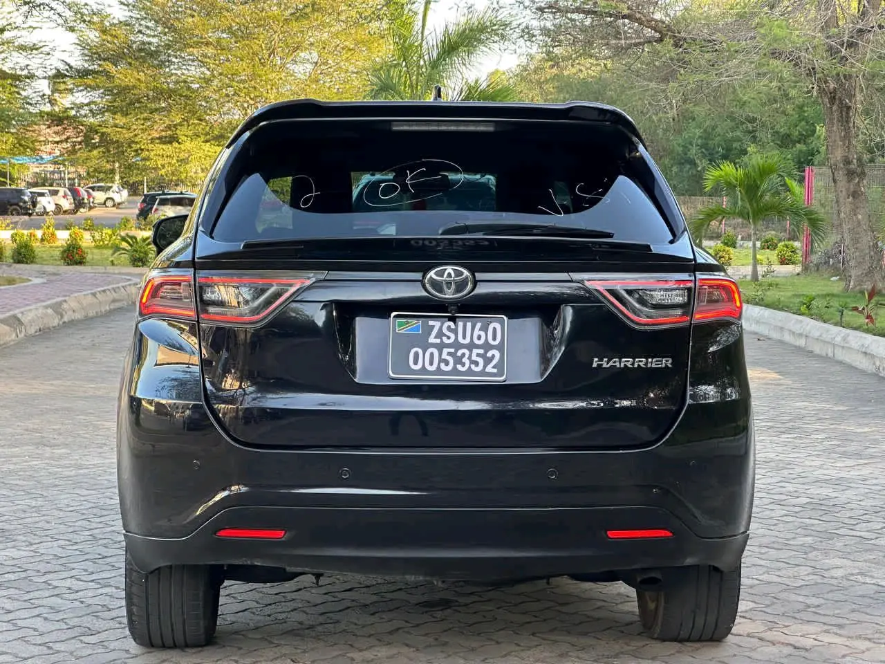 Toyota Harrier New Model 2015 for Sale thumbnail 6