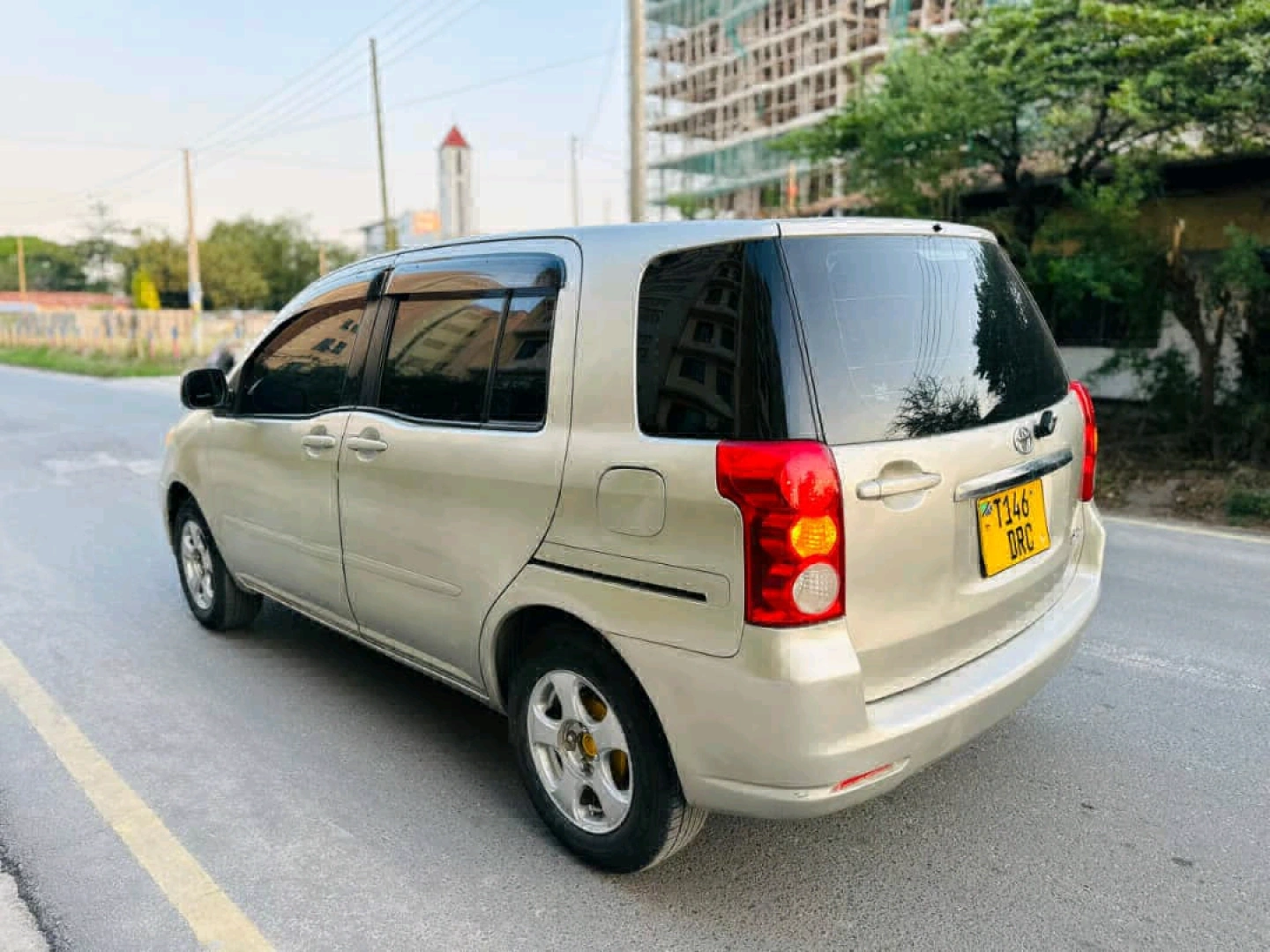 Toyota Raum 2004 Automatic for Sale thumbnail 4