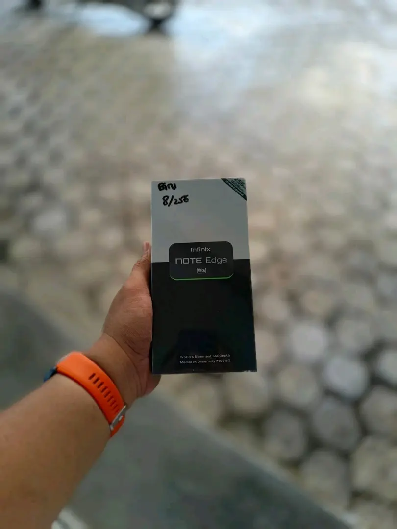 Infinix Note Edge Smartphones (8GB/256GB) thumbnail 3