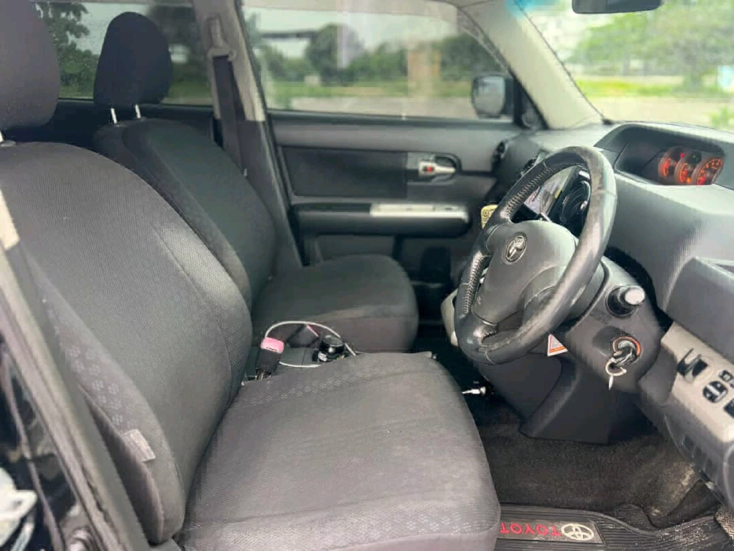 Toyota Rumion 2010, 1490cc, Low Mileage thumbnail 6