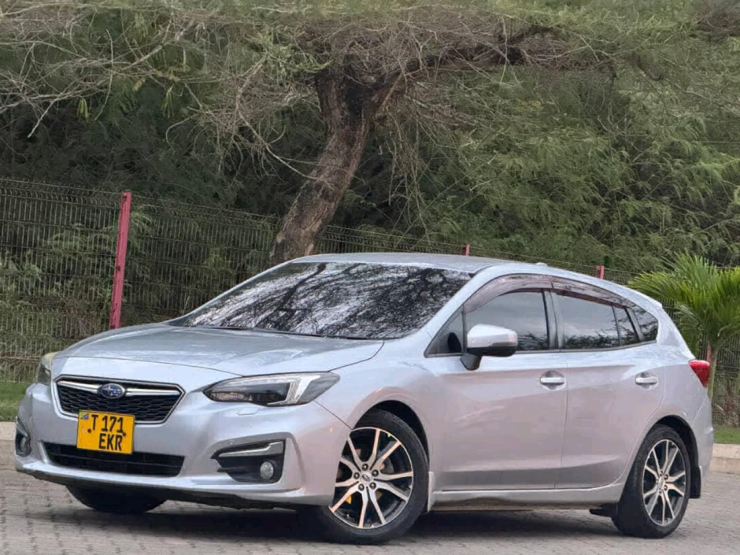 2017 Subaru Impreza New Mode Sports EKR - 1990cc thumbnail 3