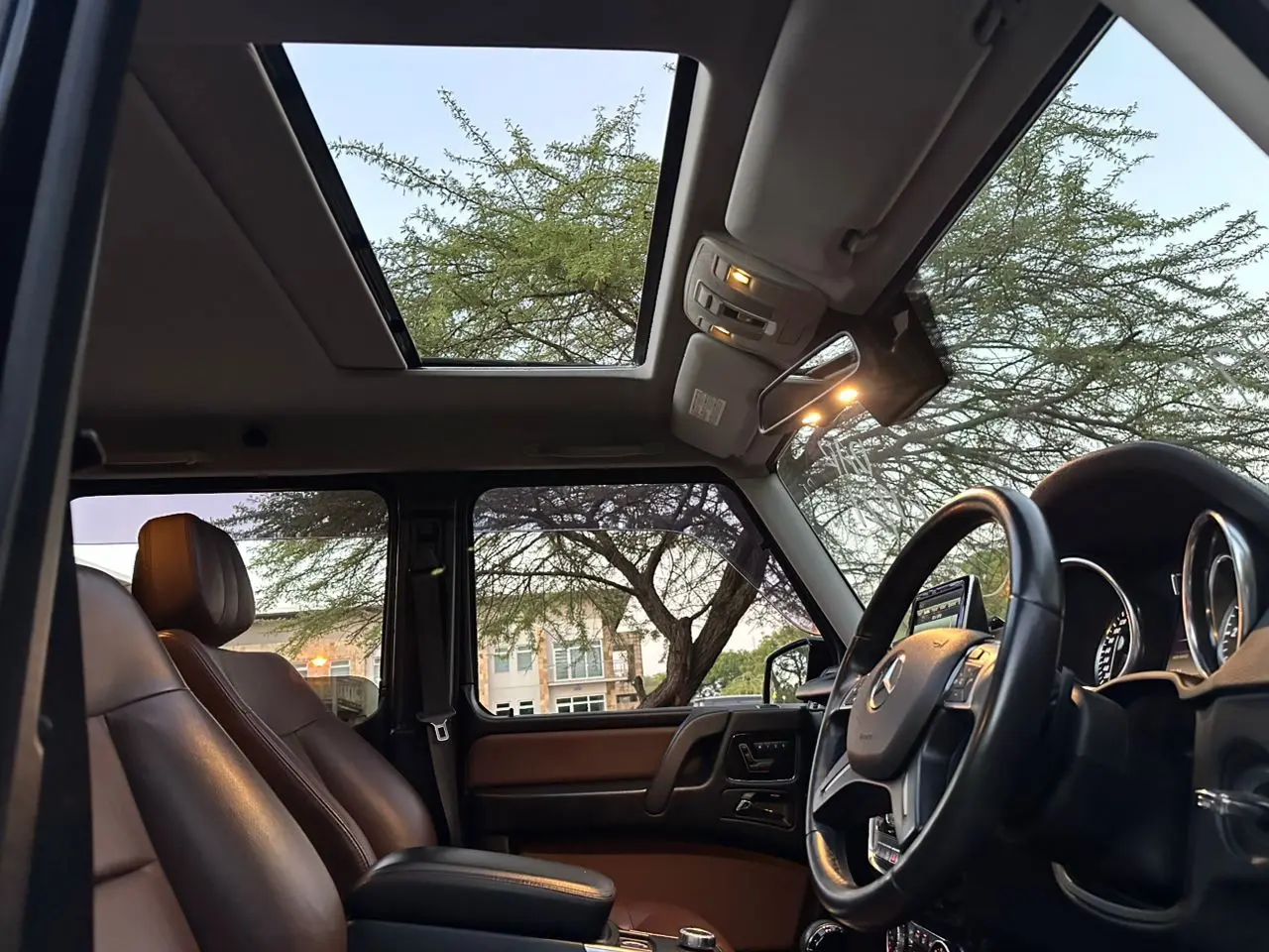 2015 Mercedes Benz G350 thumbnail 6