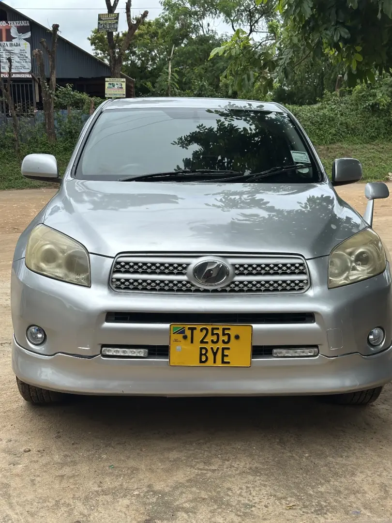 Toyota RAV4 Silver