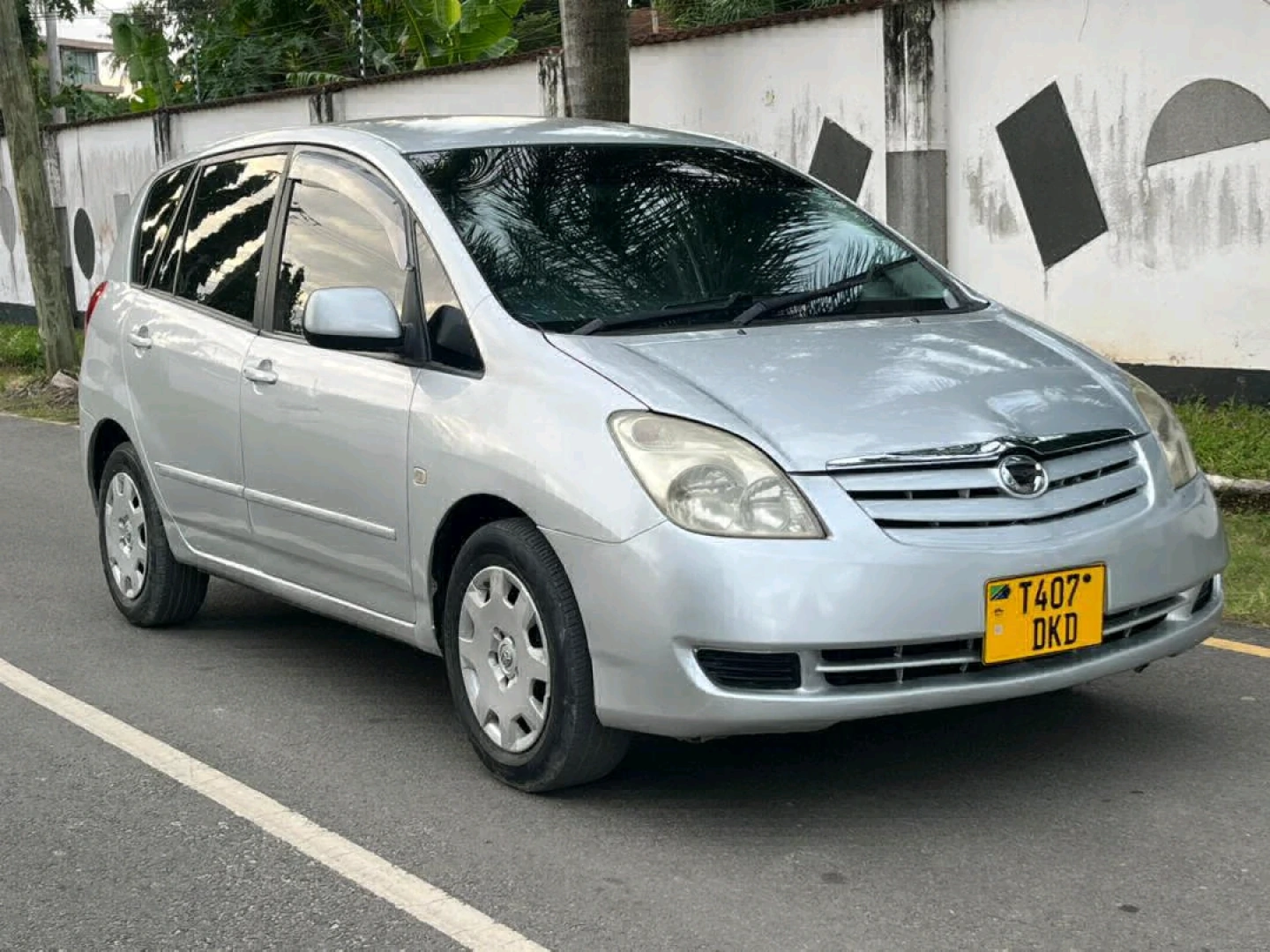 Toyota Corolla Spacio 2003 Model DKD thumbnail 5