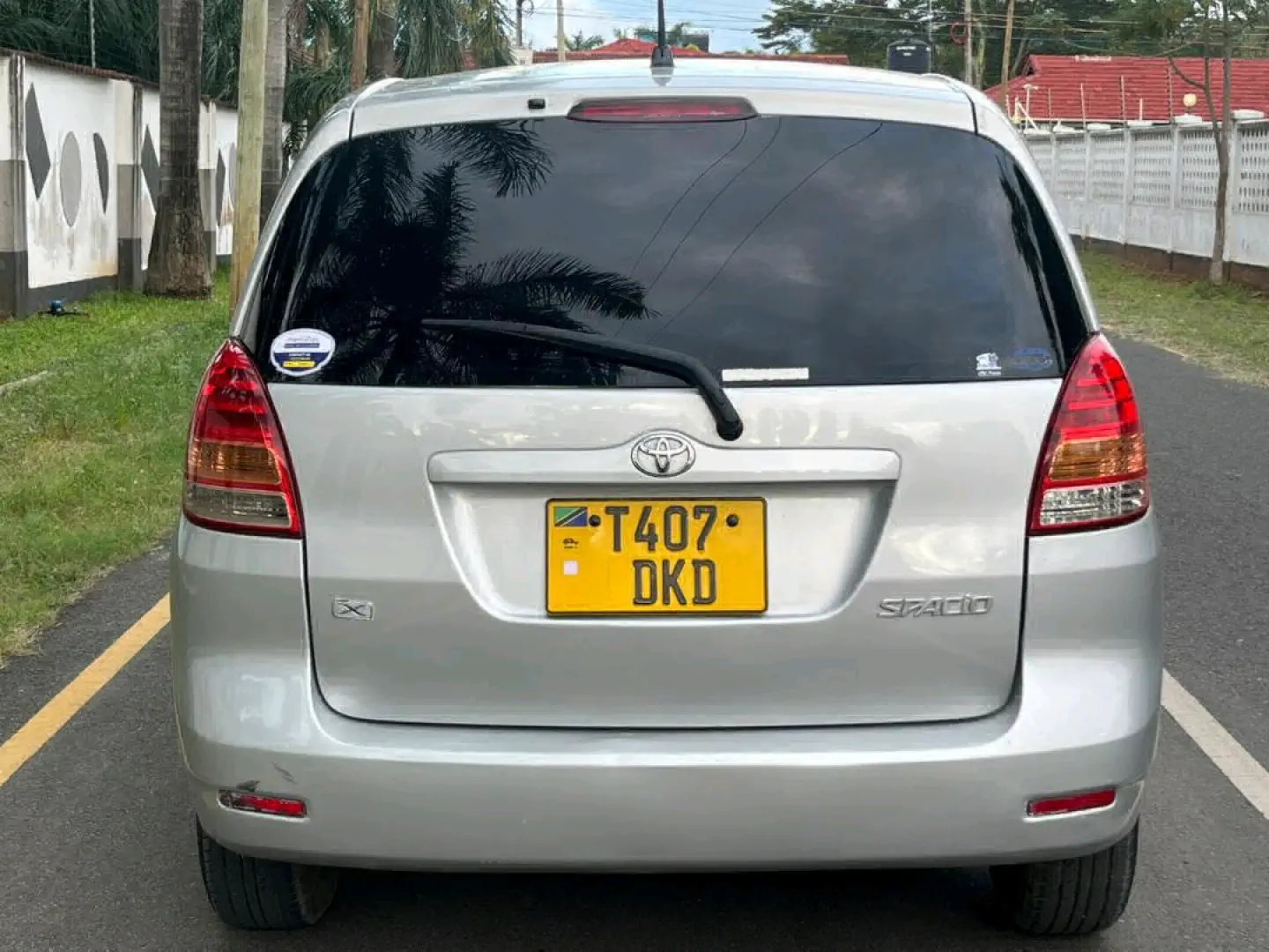Toyota Corolla Spacio 2003 Model DKD thumbnail 8