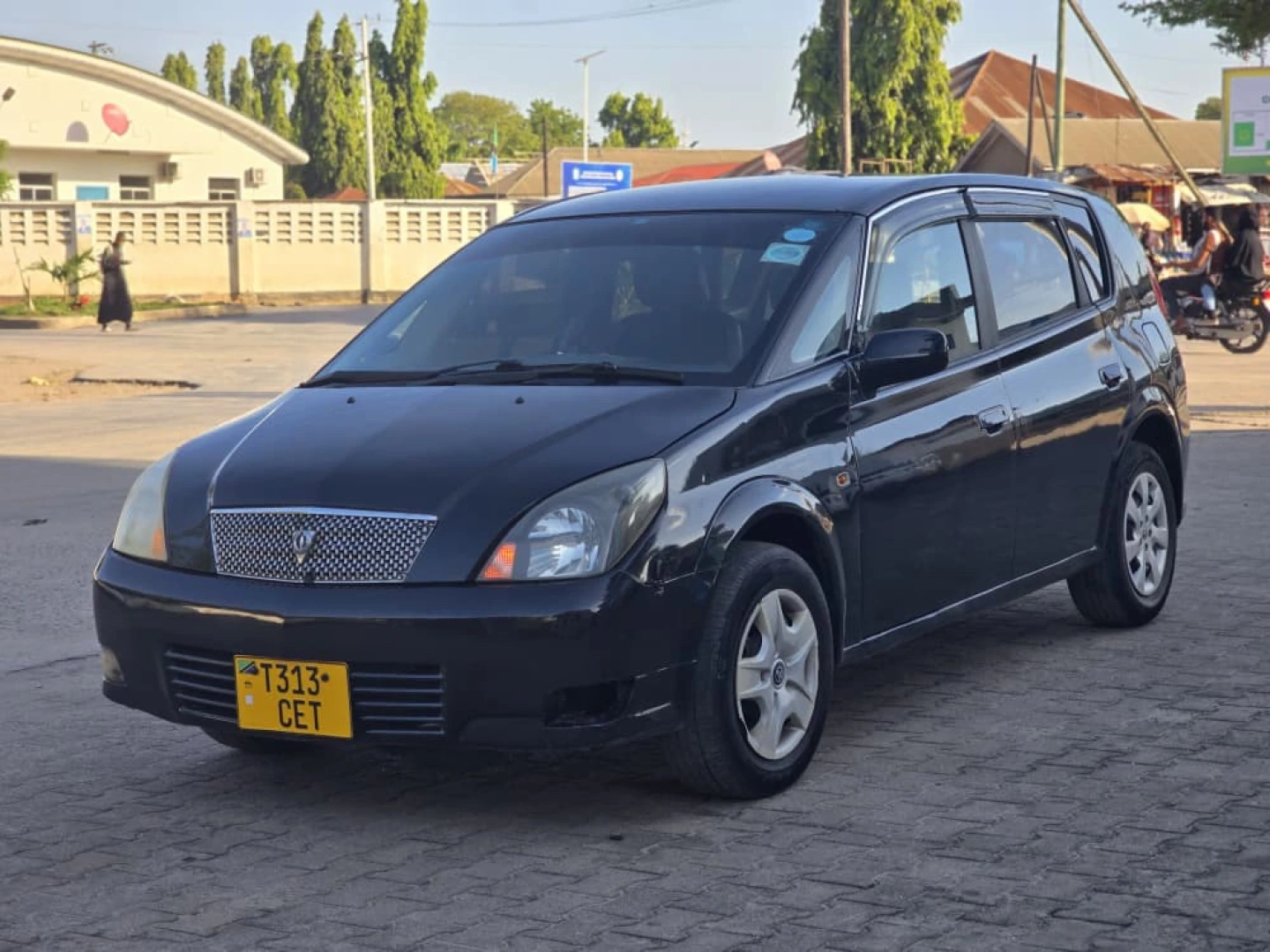 Toyota Opa Black Car 1700cc Full AC thumbnail 2