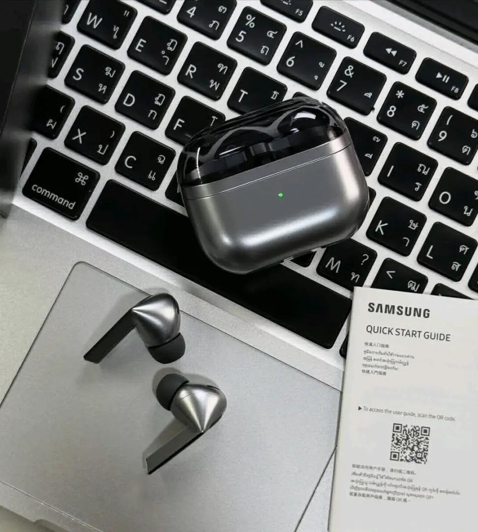 Samsung Galaxy Buds 3 Pro (Used) thumbnail 2