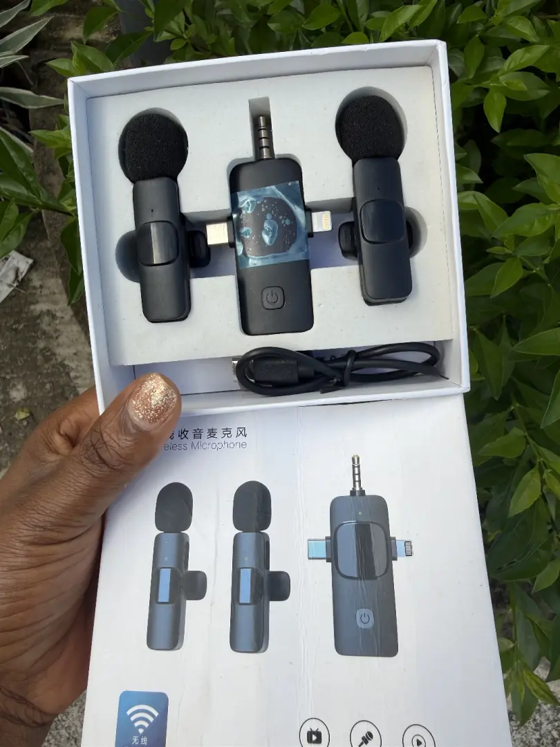 K15 Wireless Microphone Set for iPhone/Android/Camera