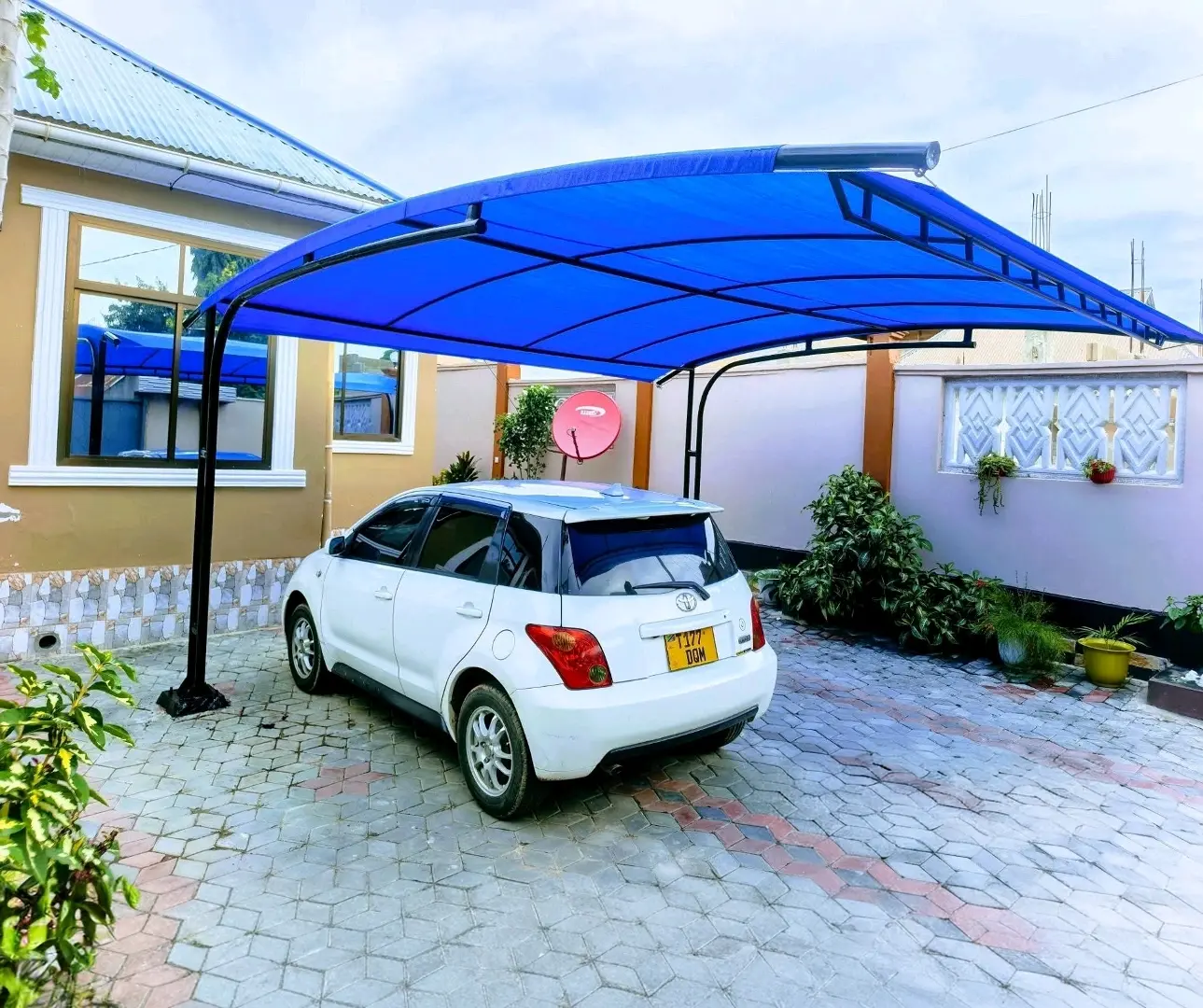 Heavy Duty 2-Car Parking Shed thumbnail 2