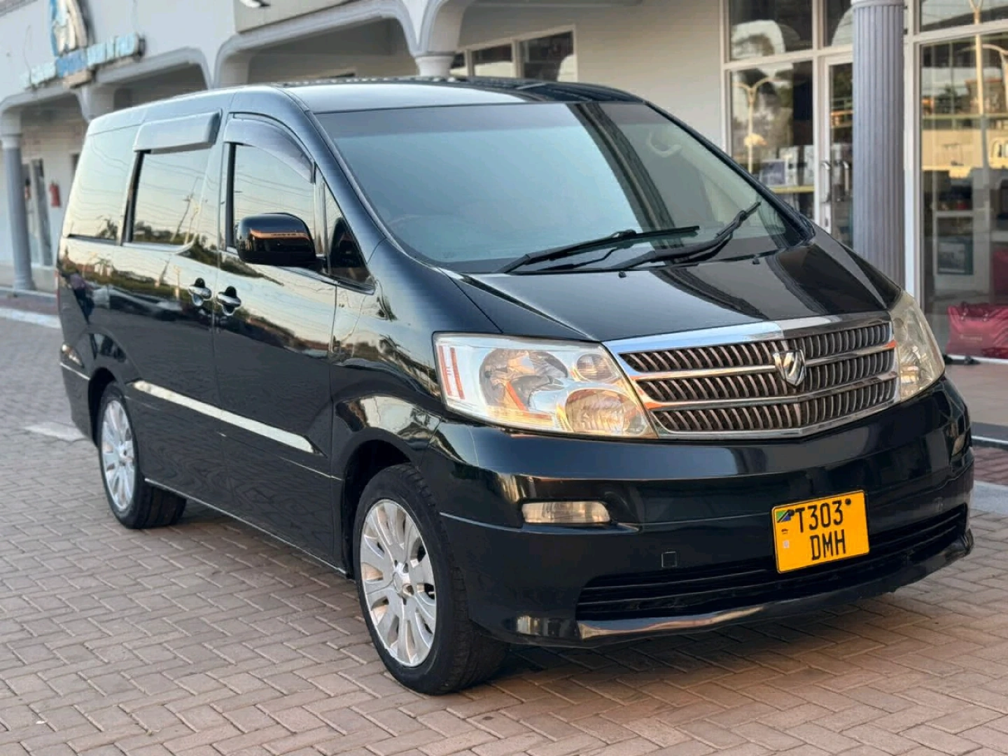 Toyota Alphard 2004 - Low Mileage, Android Radio thumbnail 3