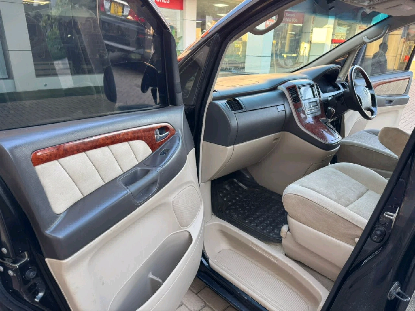 Toyota Alphard 2004 - Low Mileage, Android Radio thumbnail 7