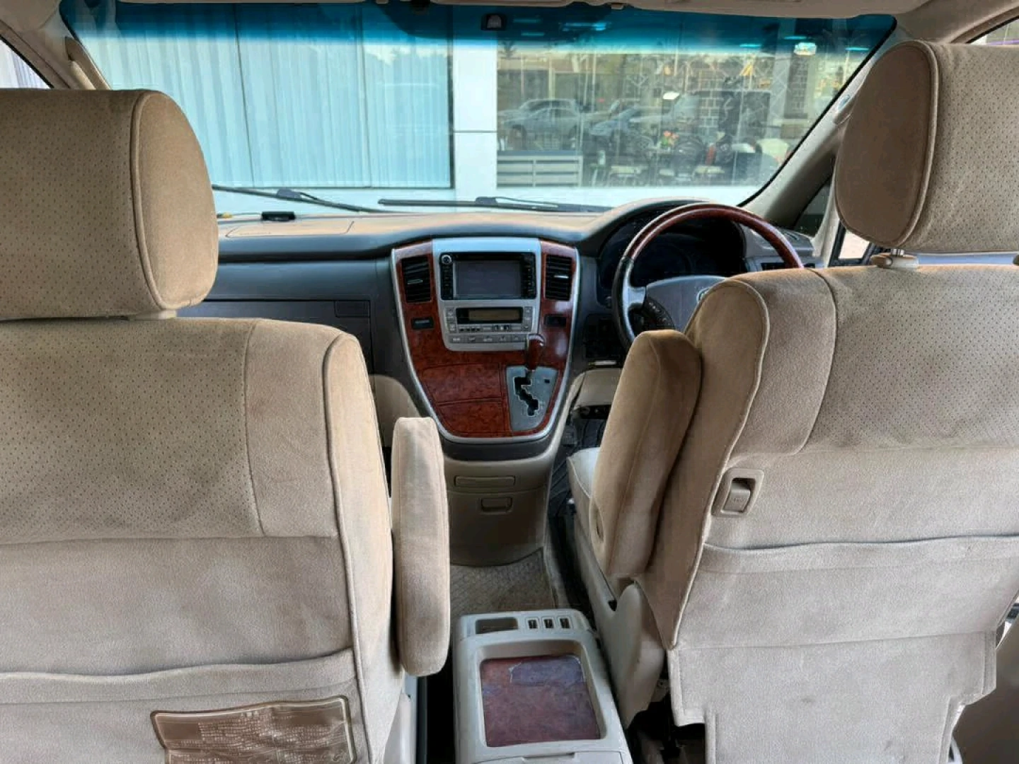 Toyota Alphard 2004 - Low Mileage, Android Radio thumbnail 8